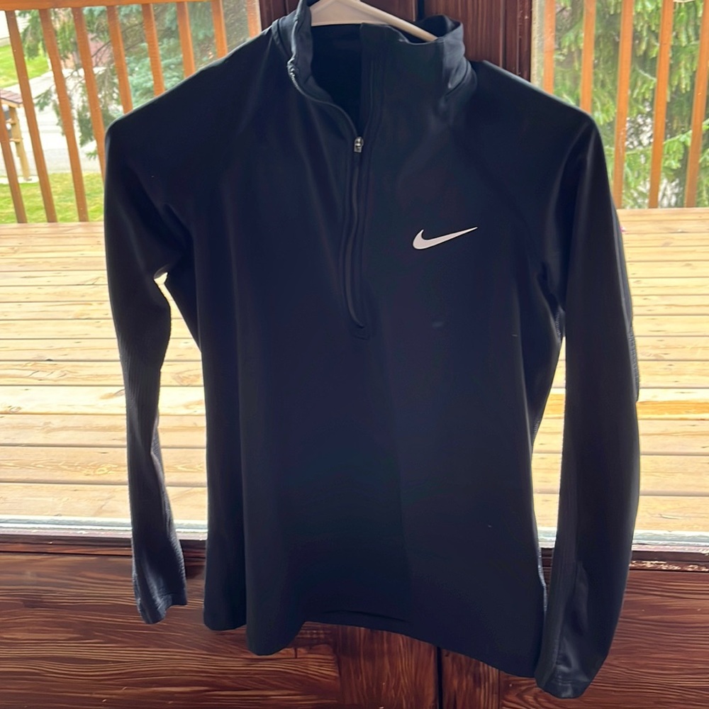Nike dry fit thin sweatshirt